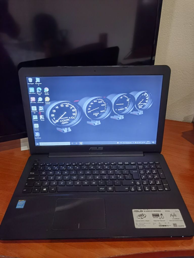 Portátil Asus X554L