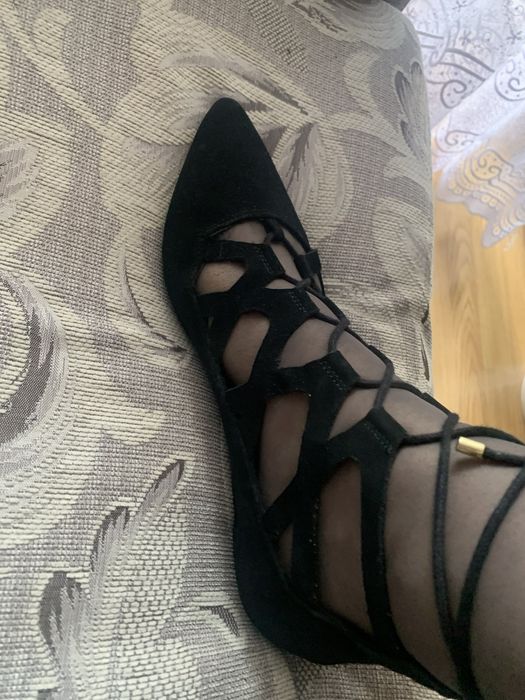 Нове замшеве, оригінальне взуття