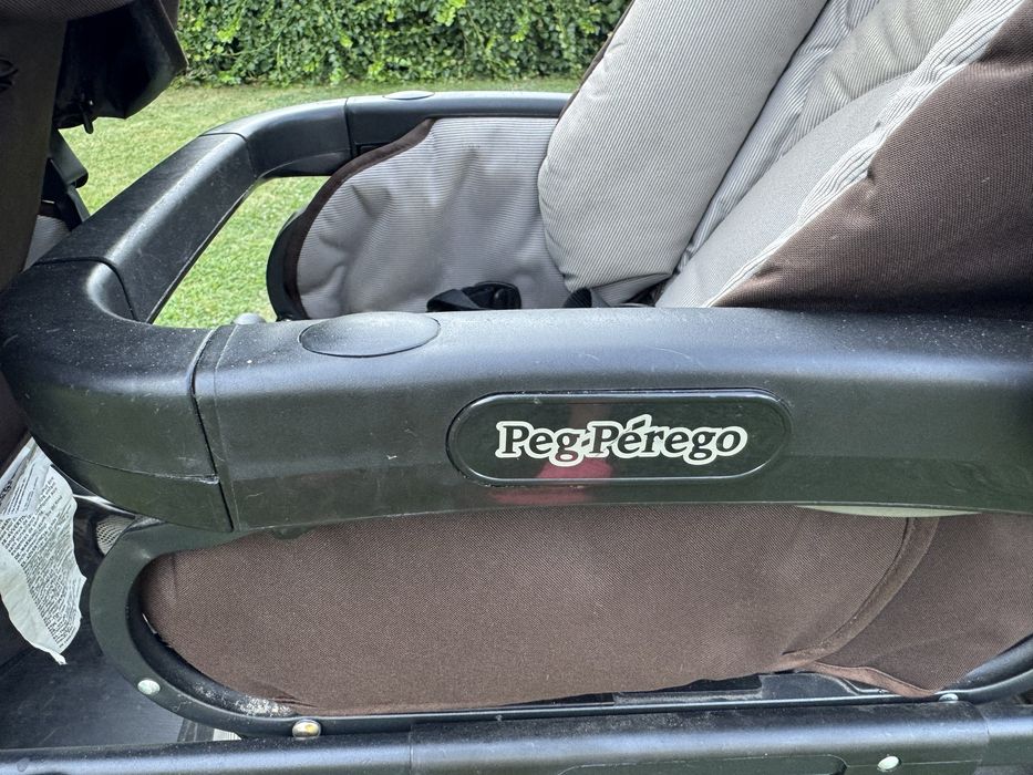 Wózek spacerowy dla trojaczków Peg Perego