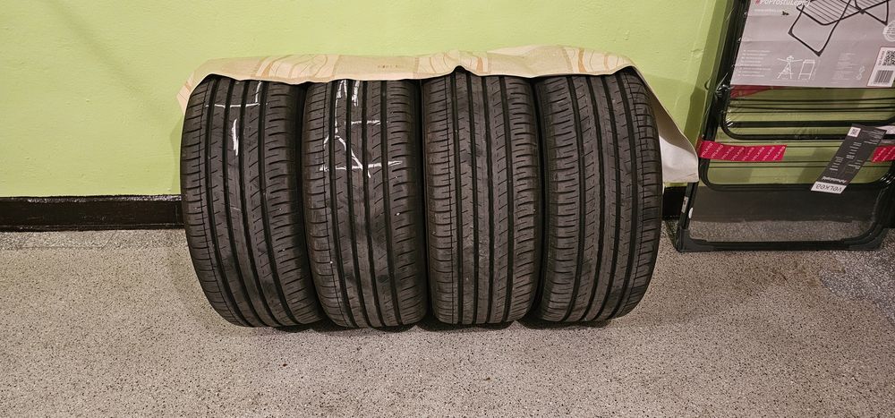 Opony letnie Yokohama Blueearth AE51 235/45 R18 94W