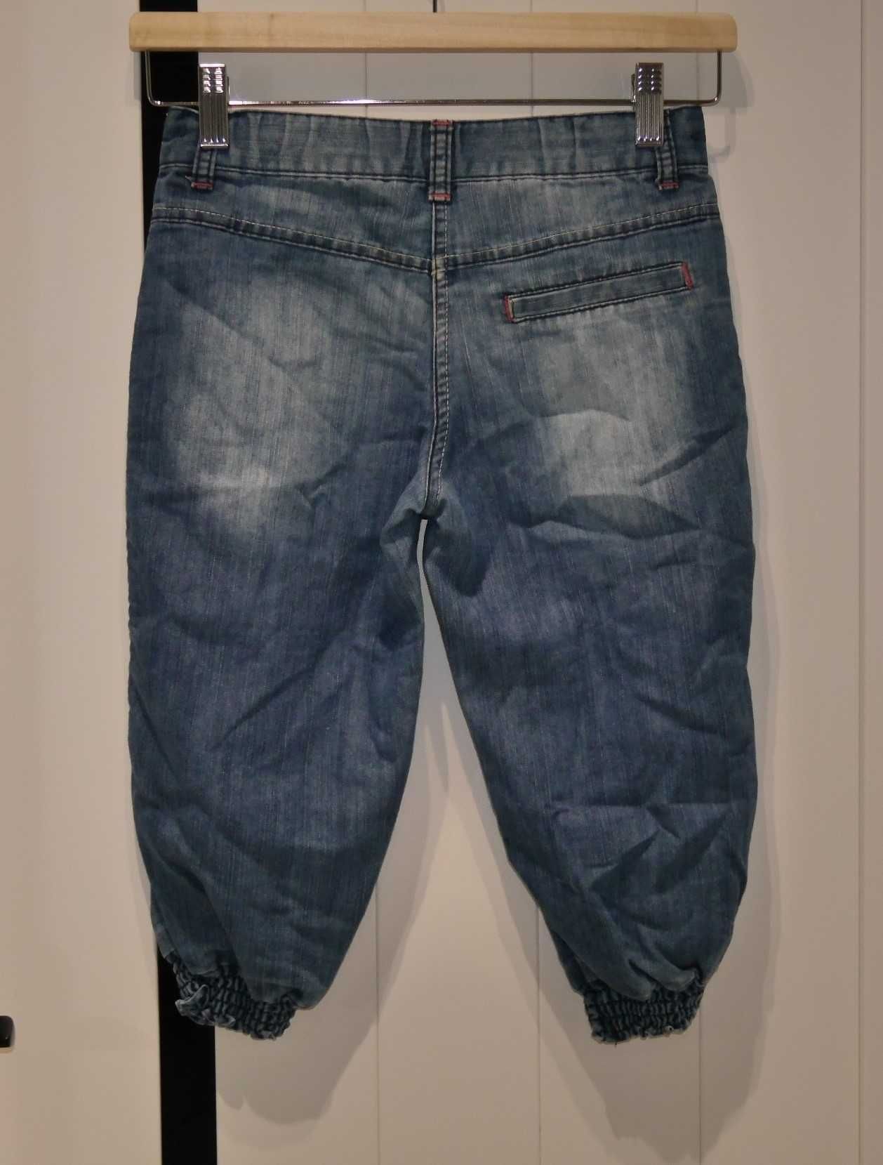 C&A Hello Kitty spodnie rybaczki pumpy 134