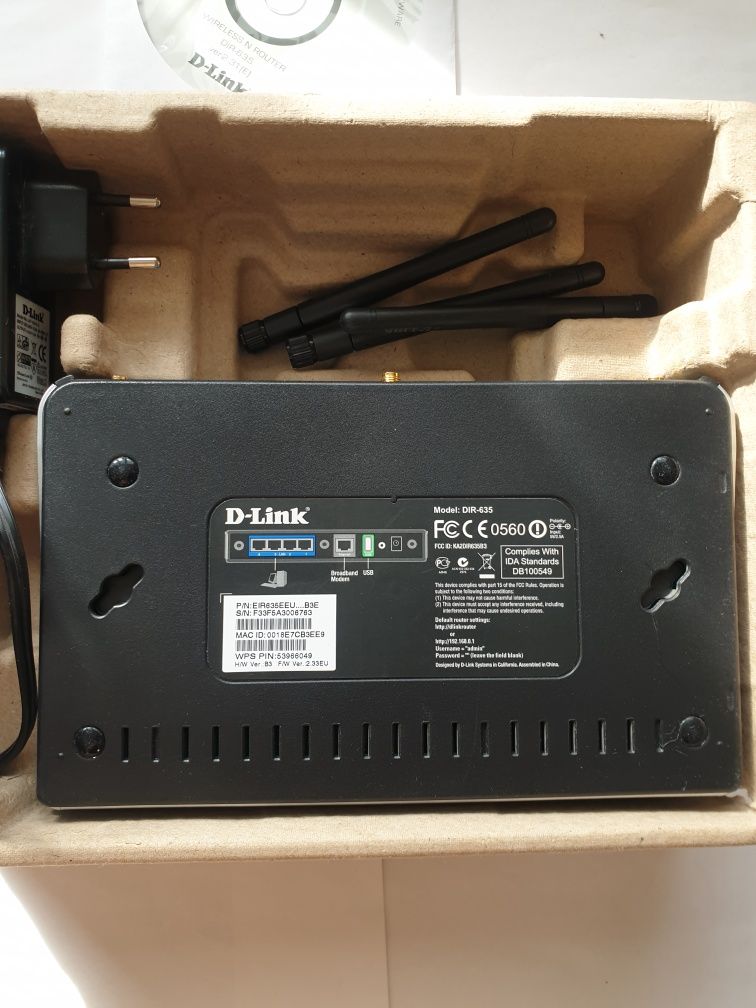 Router D-Link DIR-635