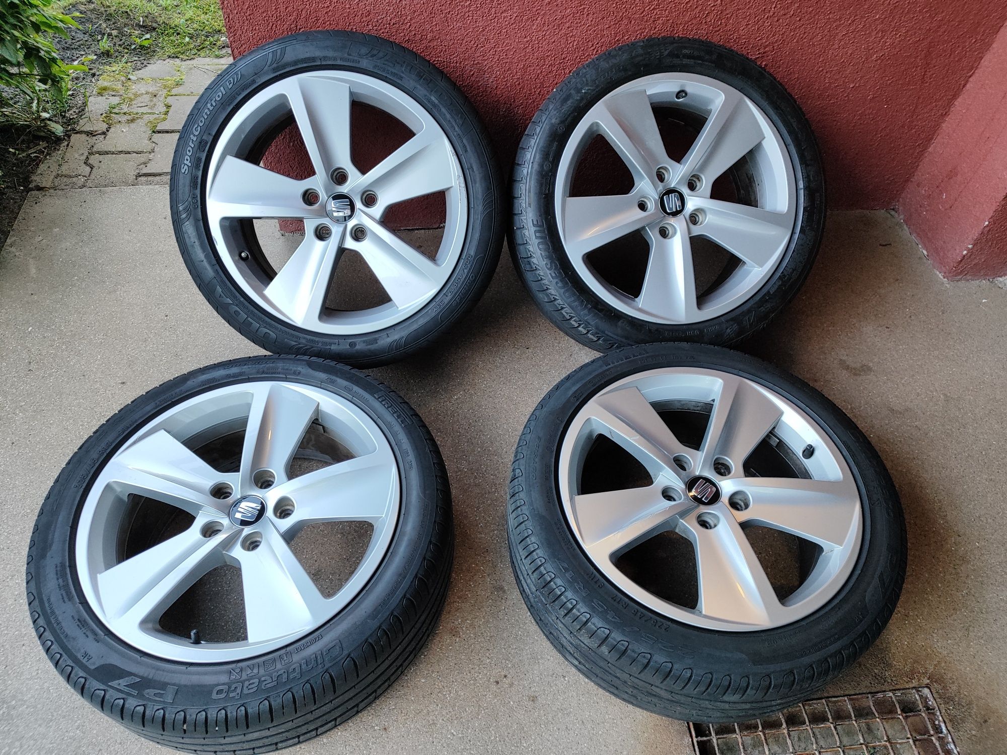 Alufelgi Seat 5x112 koła letnie 225/45/17 Alu felgi