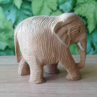 Слон резной деревянный (индия) 5.5х 5.5 см