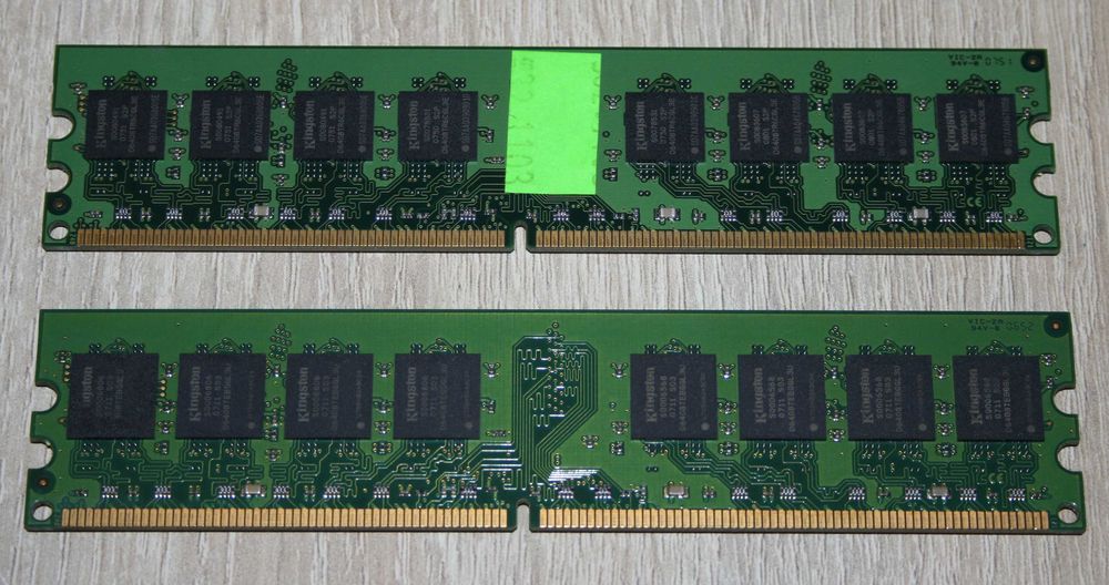 Pamięć RAM Kingston KVR667D2N5/1G DDR2 2x1GB 667 MHz – Para