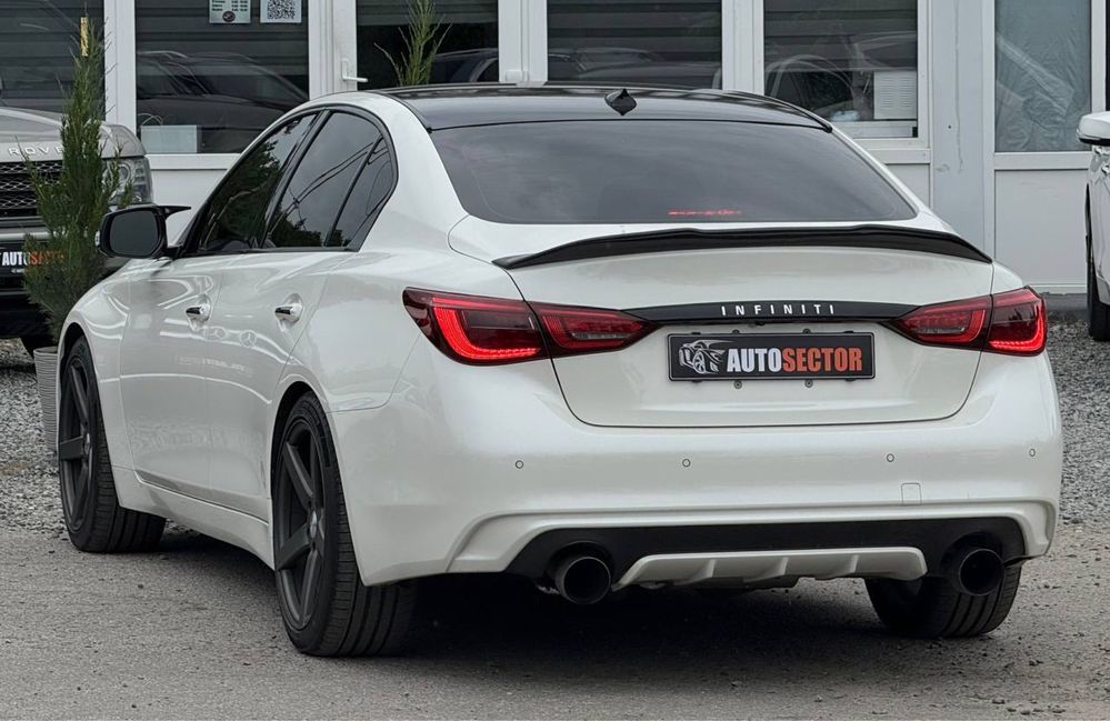 Infiniti Q50 silver sport 3.0