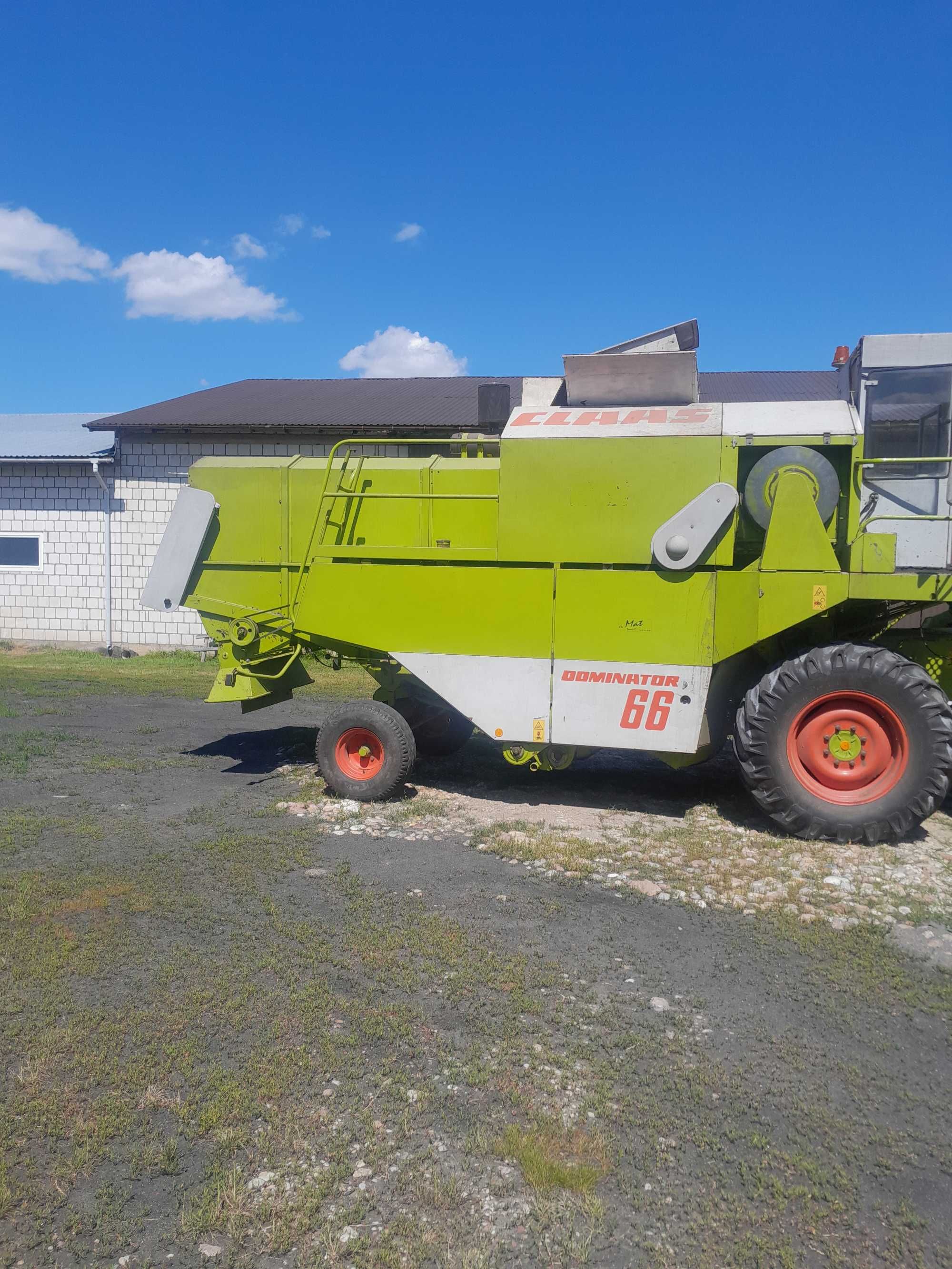 Claas Dominator 66