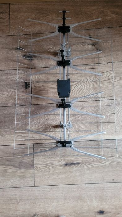 Antena TV zewnętrzna DVB-T2 siatkowa ASP-8W