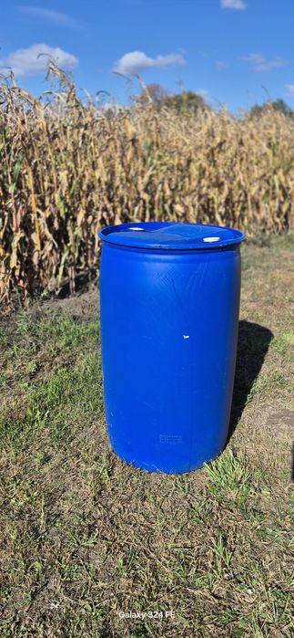 Beczka plastikowa 200l