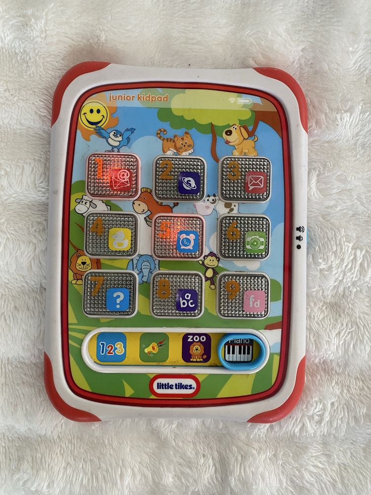 Little Tikes muzyczny tablet smartfon grający i śpiewający EN vtech