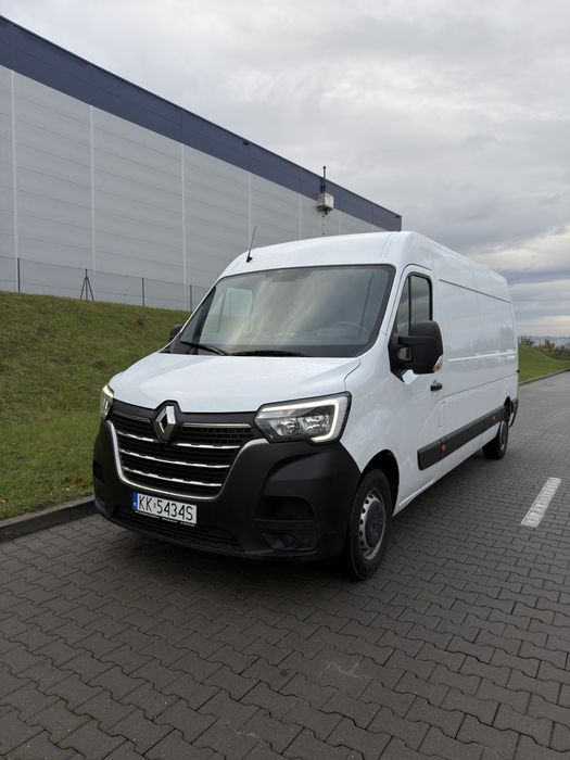 Wynajem busa Renault Master L3h2