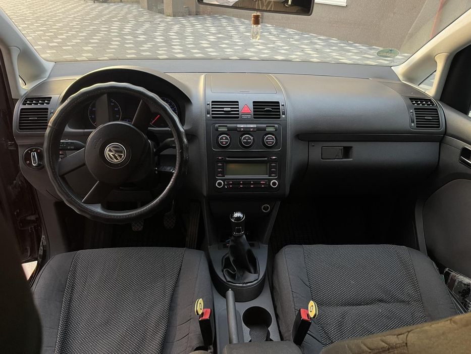 Фольцваген туран 1.6 мрі бензин 2005 р