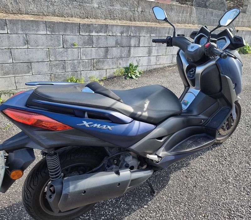 Yamaha X-MAX 300