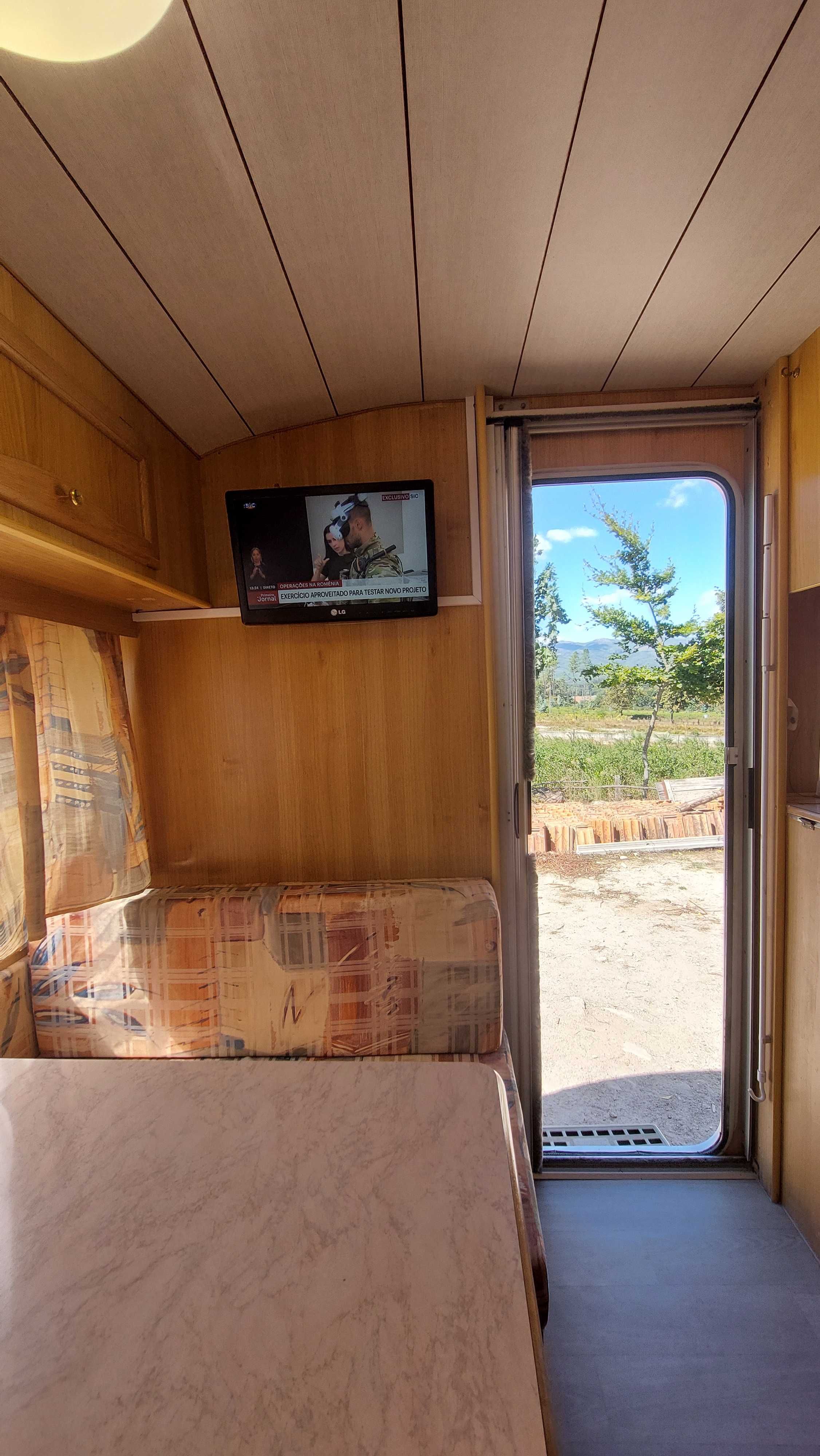 Caravana Sun Roller, A.C., toldo e avançado com documentos