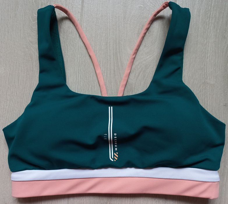 Топ топік для займання спортом від Decorum fit