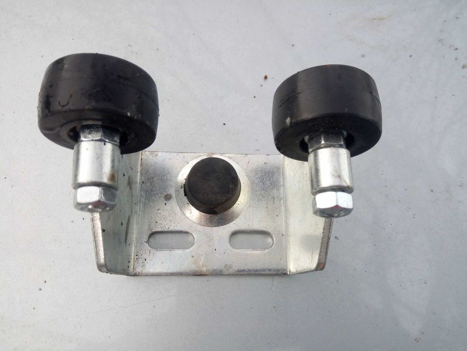 Uchwyt bramy przesównej