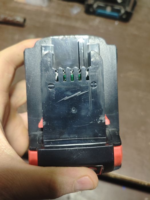 Akumulator bateria milwaukee 5ah 18V