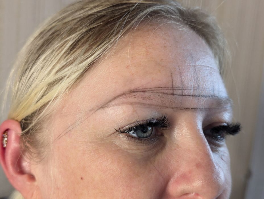 Перманентний макіяж, перманент брови і губи