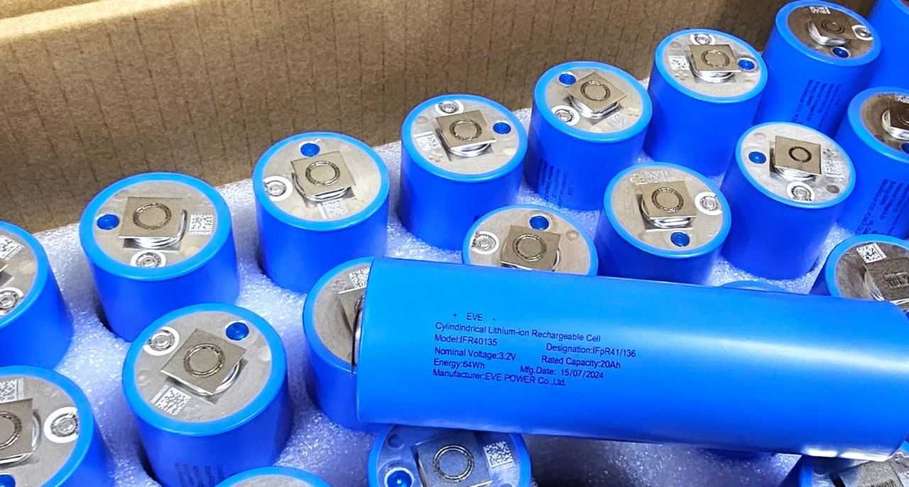 Акумулятор EVE 40135 LiFePo4 C40 3.2В 20Ah з привареною пластиною V2