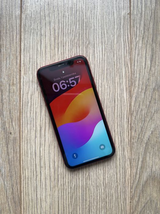 Iphone XR czerwony