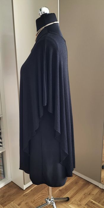 Czarna sukienka z połyskiem luźna plus size impreza wieczorowa 42 44