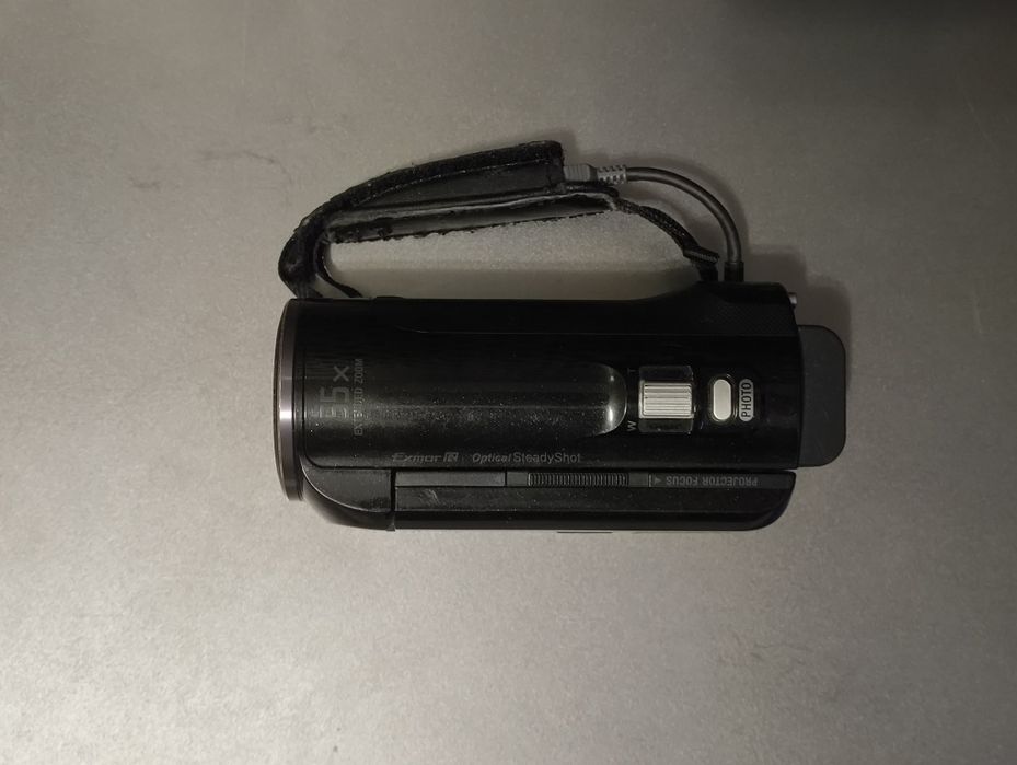 Відеокамера Sony pj320