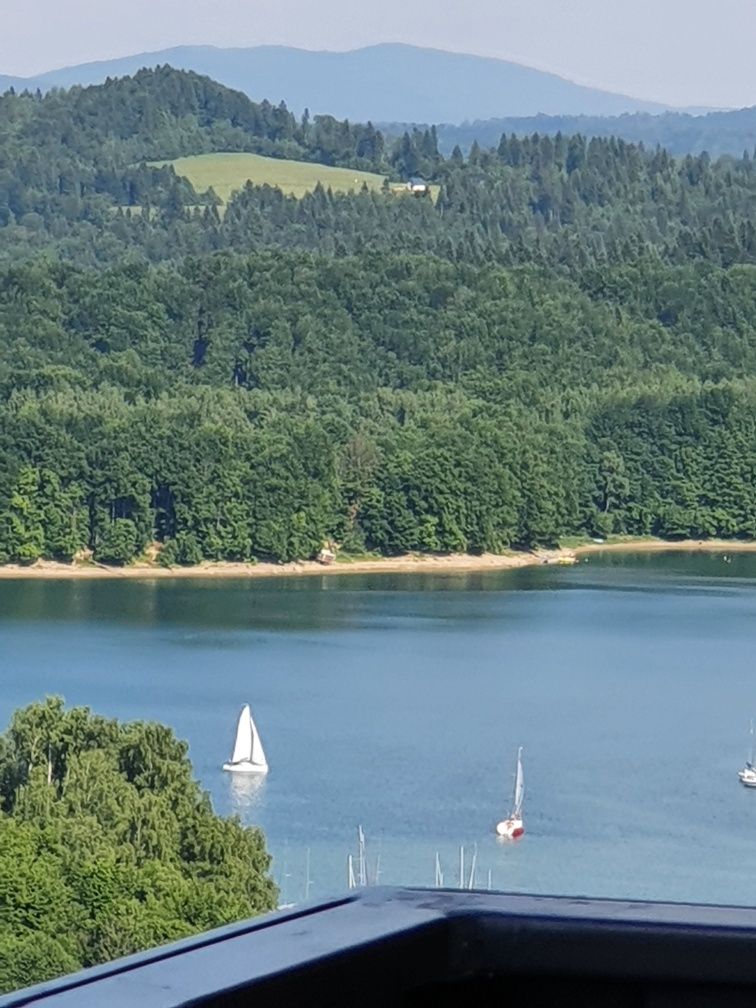 Domek nad Soliną -punkt widokowy Polańczyk