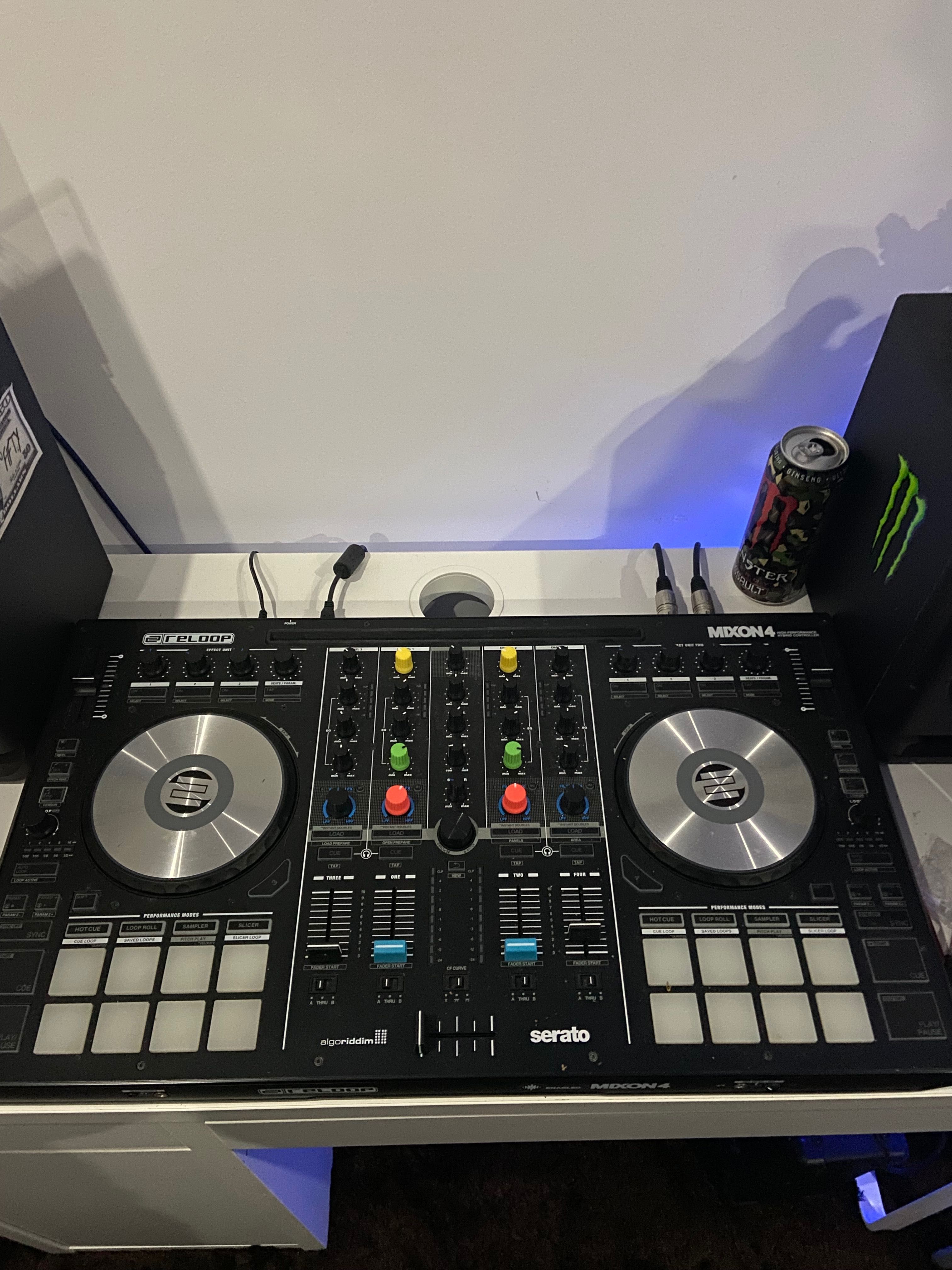 Mesa reloop mixon4