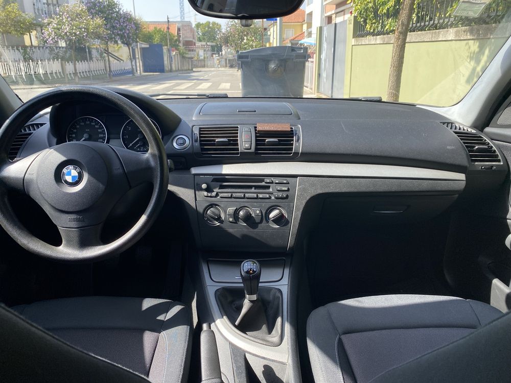 Vendo BMW 116i Preto