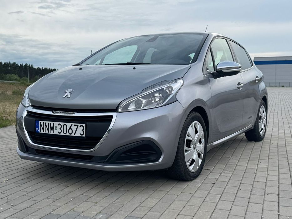 Peugeot 208 benzyna, ledy, poliftowy