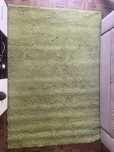 Tapete verde.