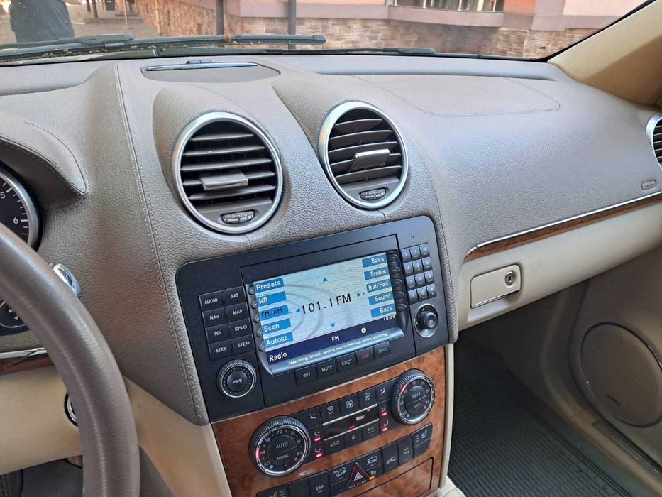 MERCEDES-BENZ GL450 2008, Аванс 205000 грн, Платіж 25600 грн