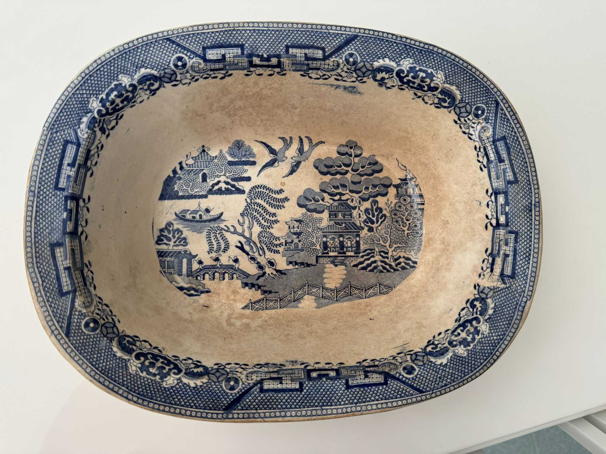 Travessa, terrina, peça de decoração inglesa antiga