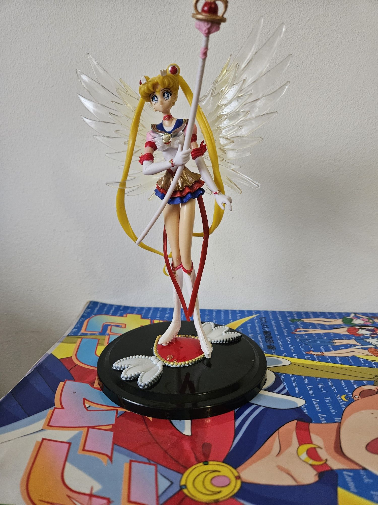 Eternal Sailor Moon - Figura 16cm