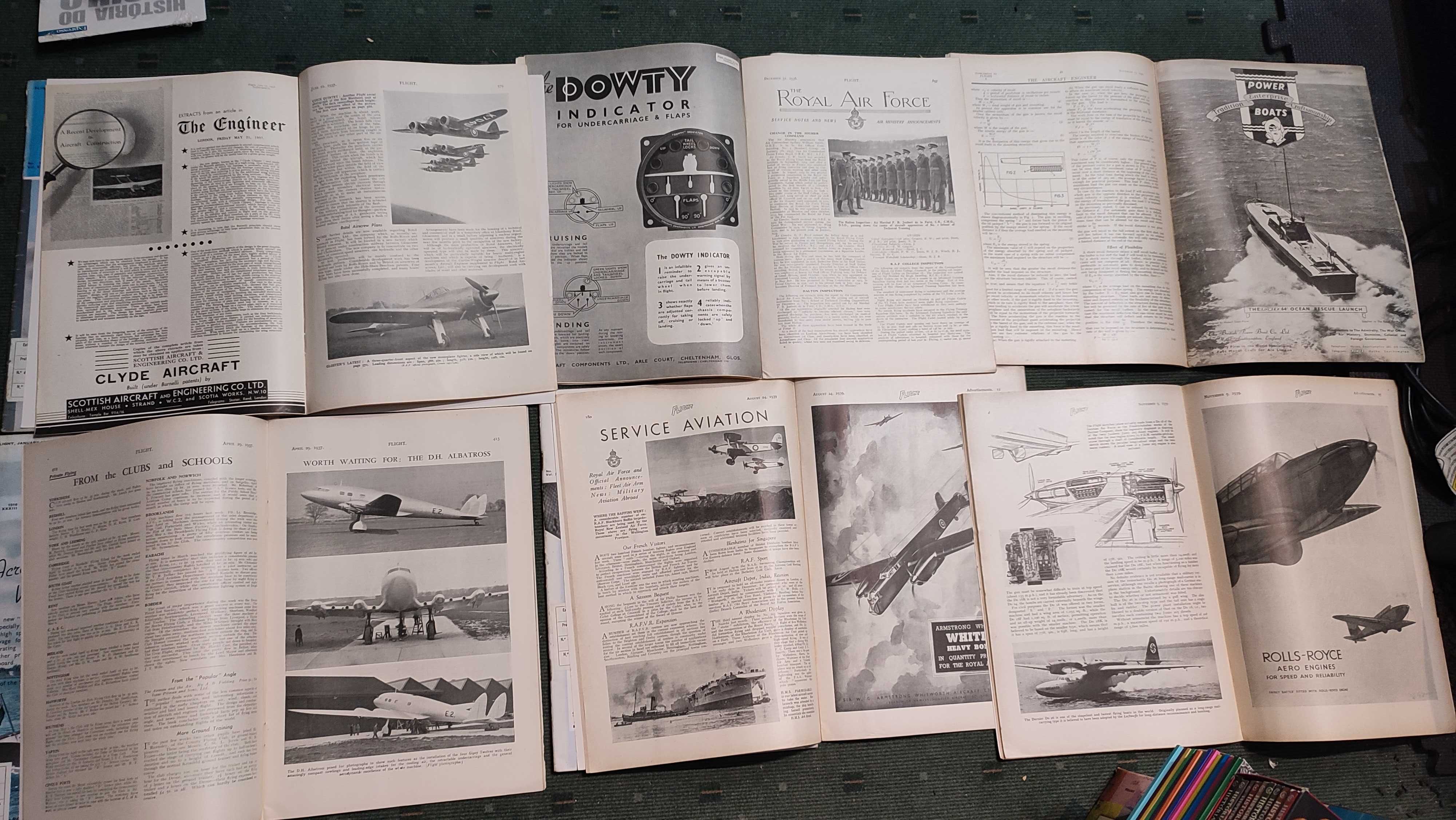 Lote 18 Revistas Flight - Anos 30