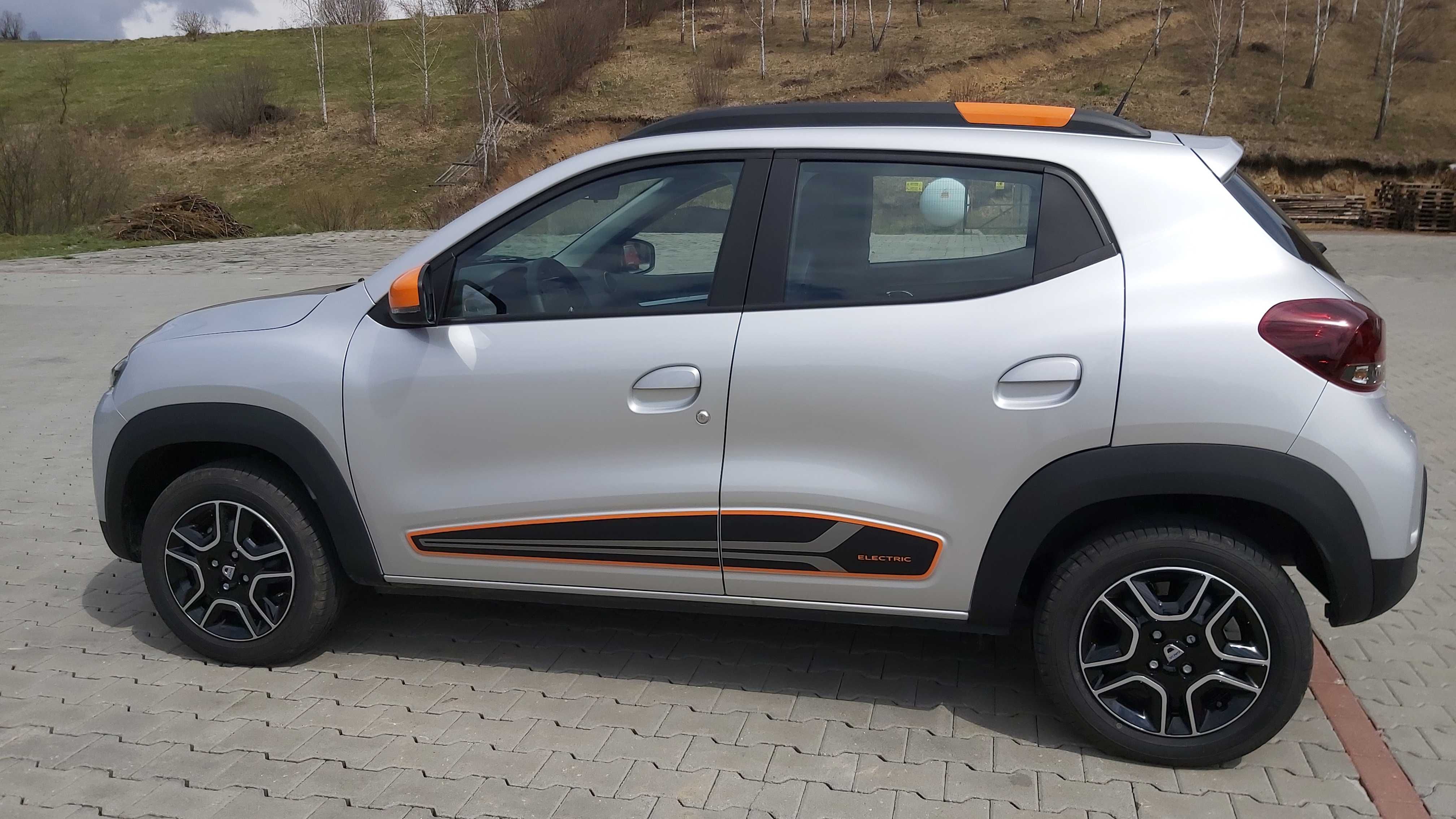 Dacia Spring Comfort Plus 200km Elektryk Klima Navi od ręki