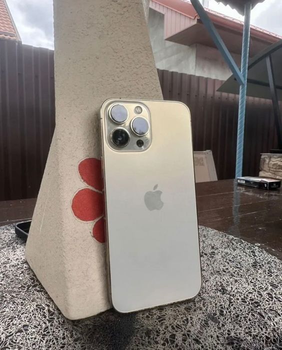 Продам iPhone 13 Pro Max 256