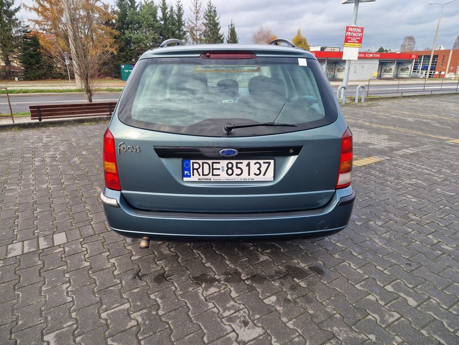 Ford focus mk1 1.8 diesel 2003r sprawny