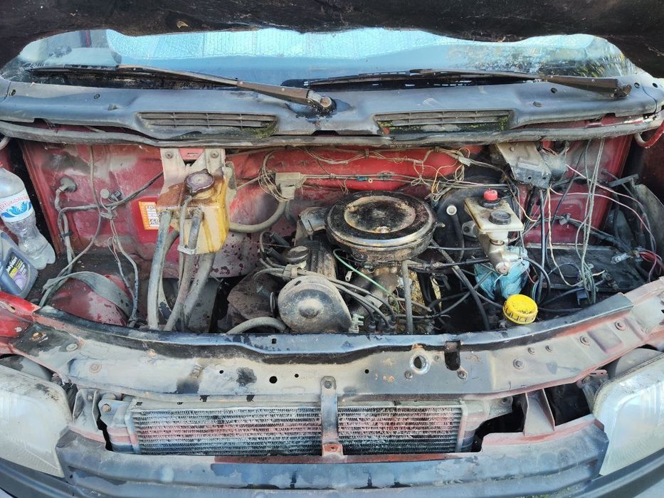 Ford Transit спарка двухтонник грузовой 1989 год 2,0 бензин карбюратор