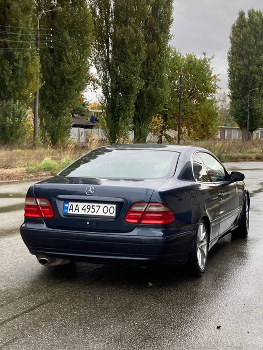 Mercedes CLK w208 rest