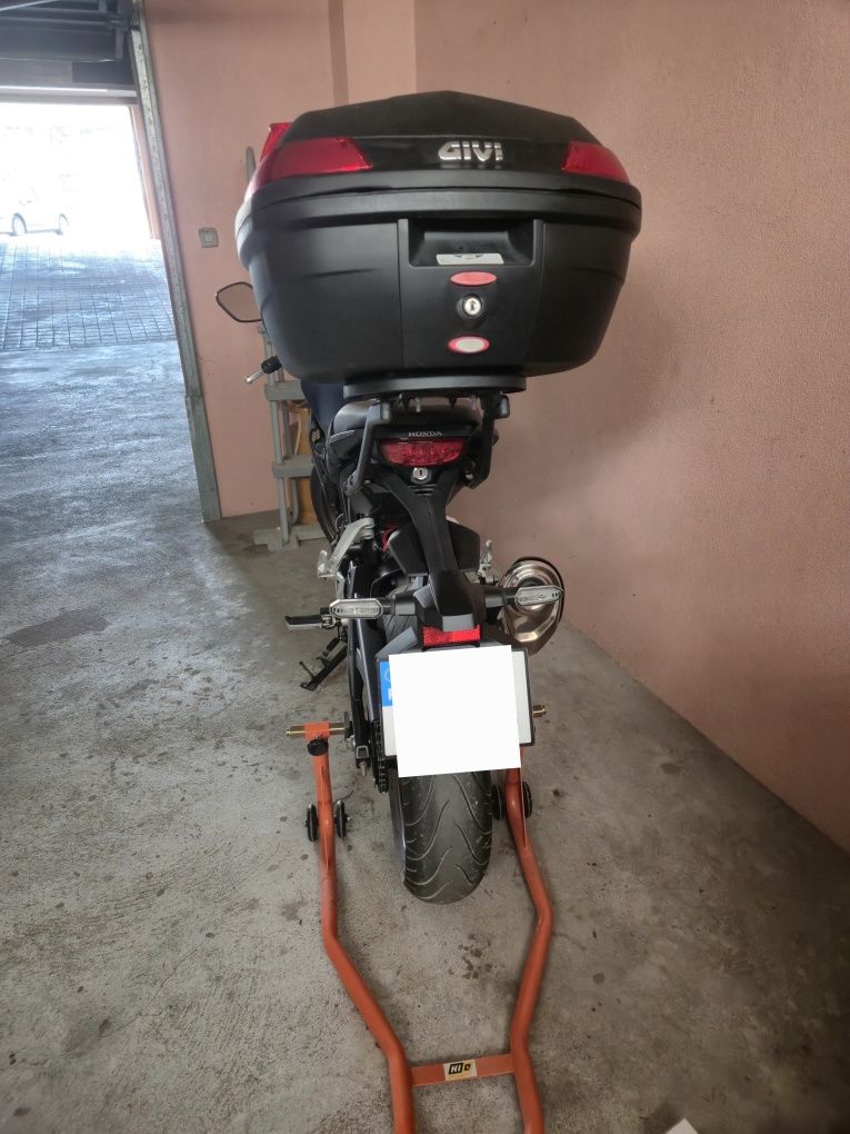 Mota Honda CB300R