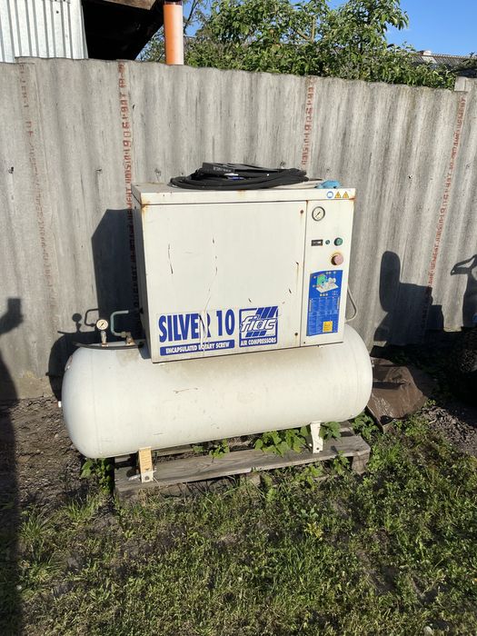 Компресор продам