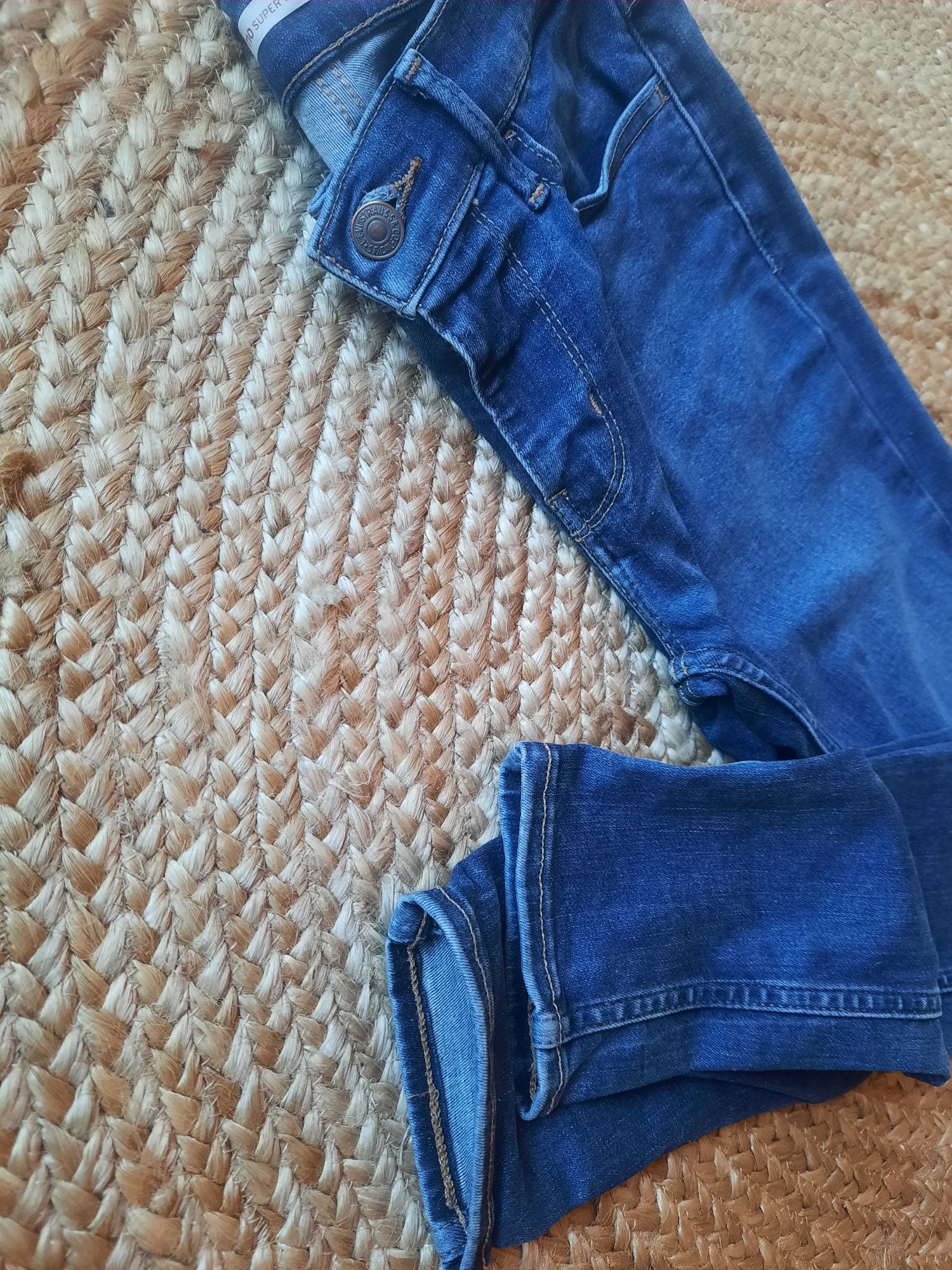 Spodnie jeansy Levis 710 rurki 27x30 super skinny.