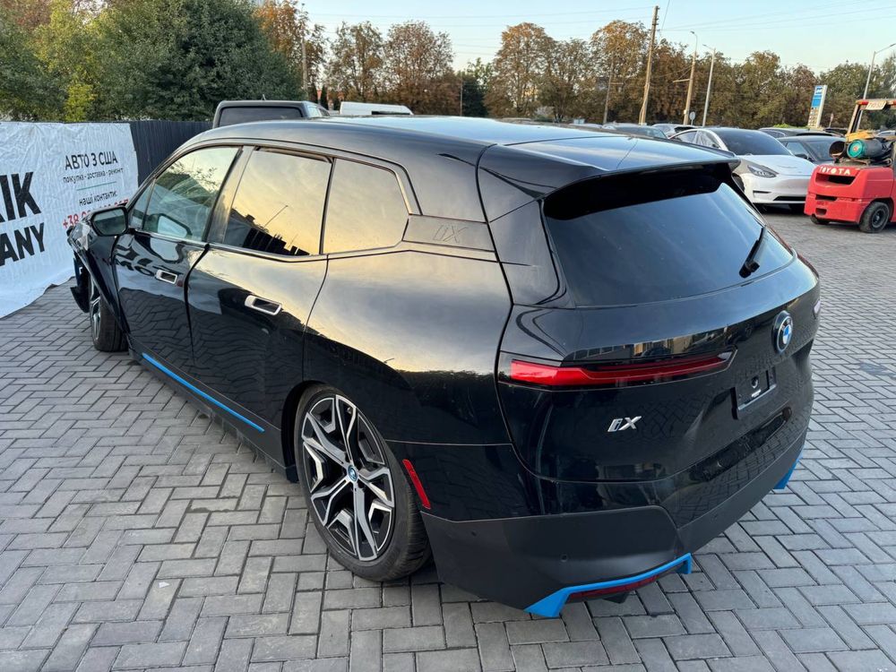 Кришка багажника BMW IX В НАЯВНОСТІ ляда скло фонарі камера бампер іх