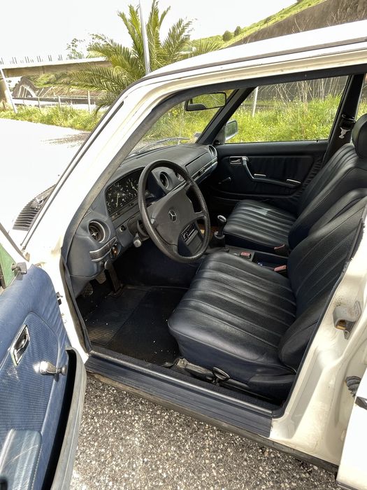 Mercedes 300d W123