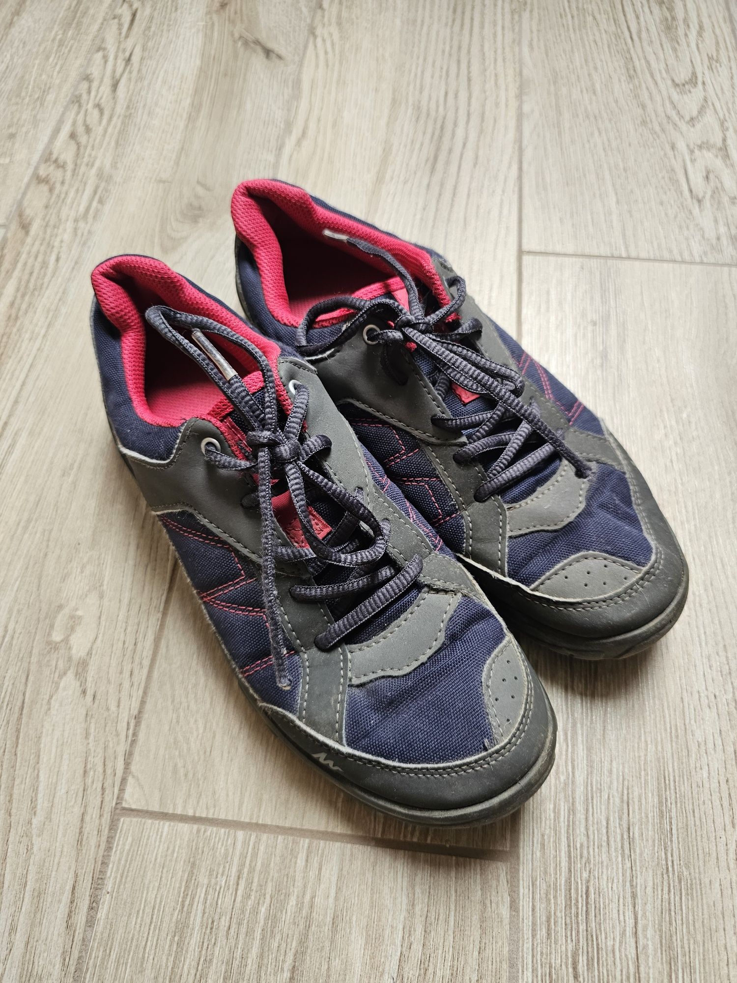 Buty trekkingowe 39