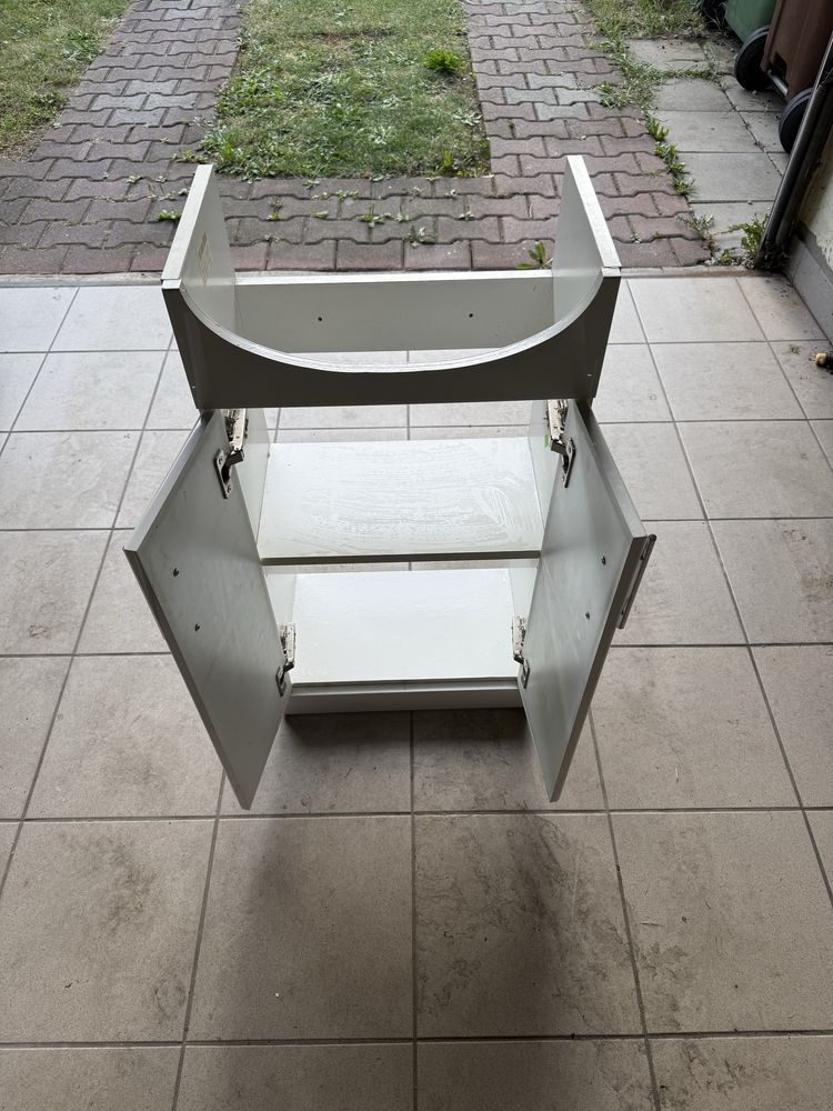 Szafka pod umywalke