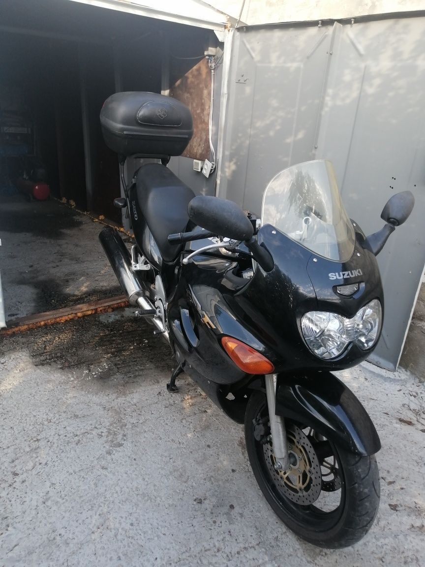 Suzuki Katana GSX 750 F