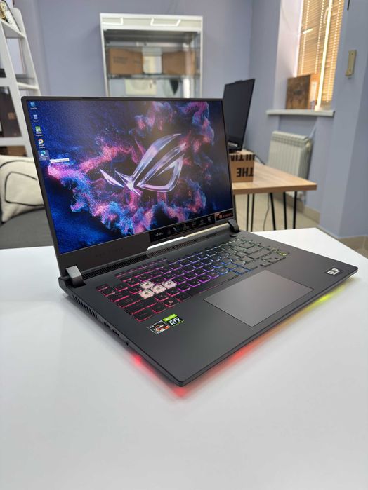 Asus Rog Strix 15.6" 144Hz Ryzen 7 4800H RTX 3050Ti 4Gb 16 Gb 512 Gb