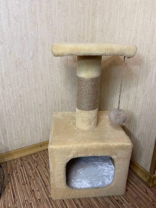 Продам будиночок-кігтеточку для кота